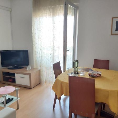 זאדאר Apartment Mirela מראה חיצוני תמונה